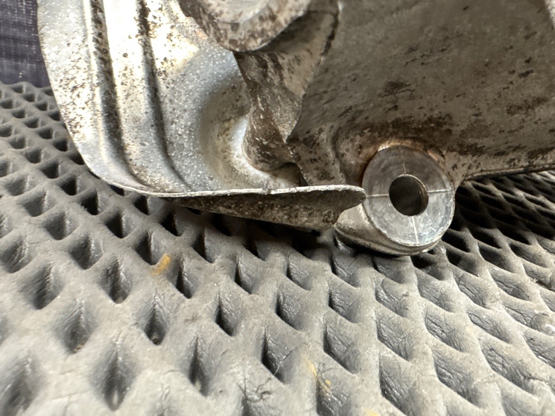 Поворотный кулак, 1500 рублей, Красноярск