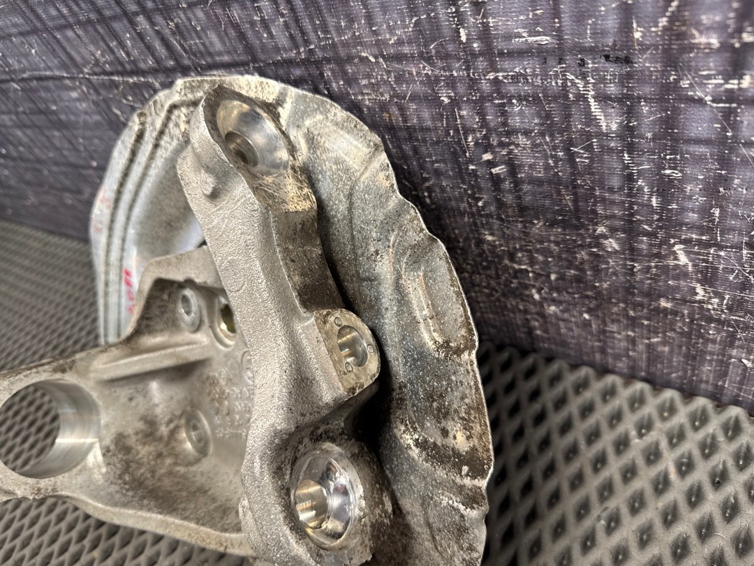 Поворотный кулак, 1500 рублей, Красноярск