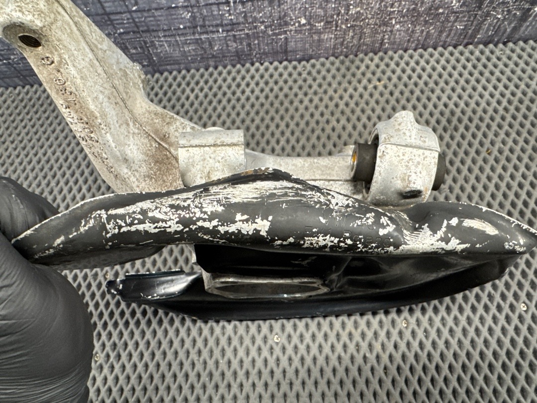 Поворотный кулак, 2573 рублей, Красноярск