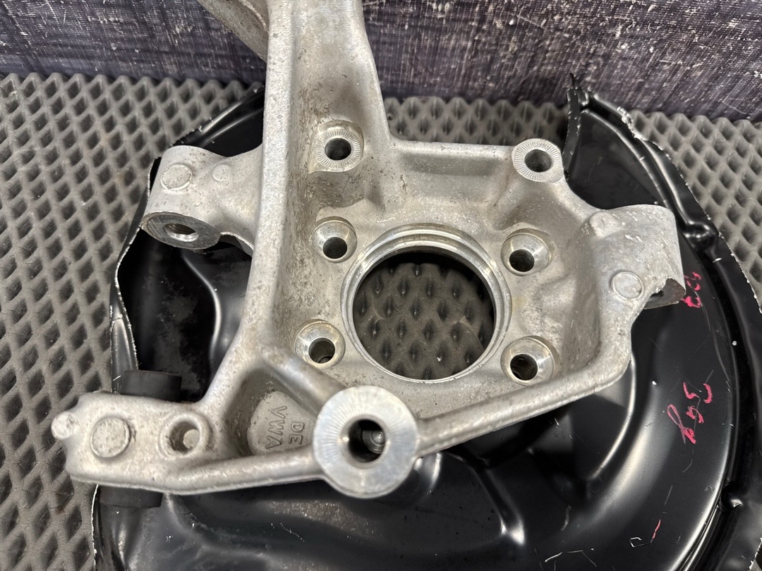 Поворотный кулак, 2573 рублей, Красноярск