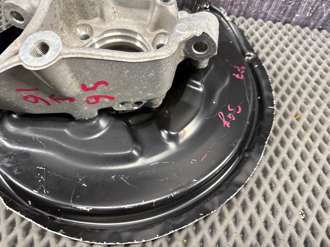 Поворотный кулак, 2573 рублей, Красноярск