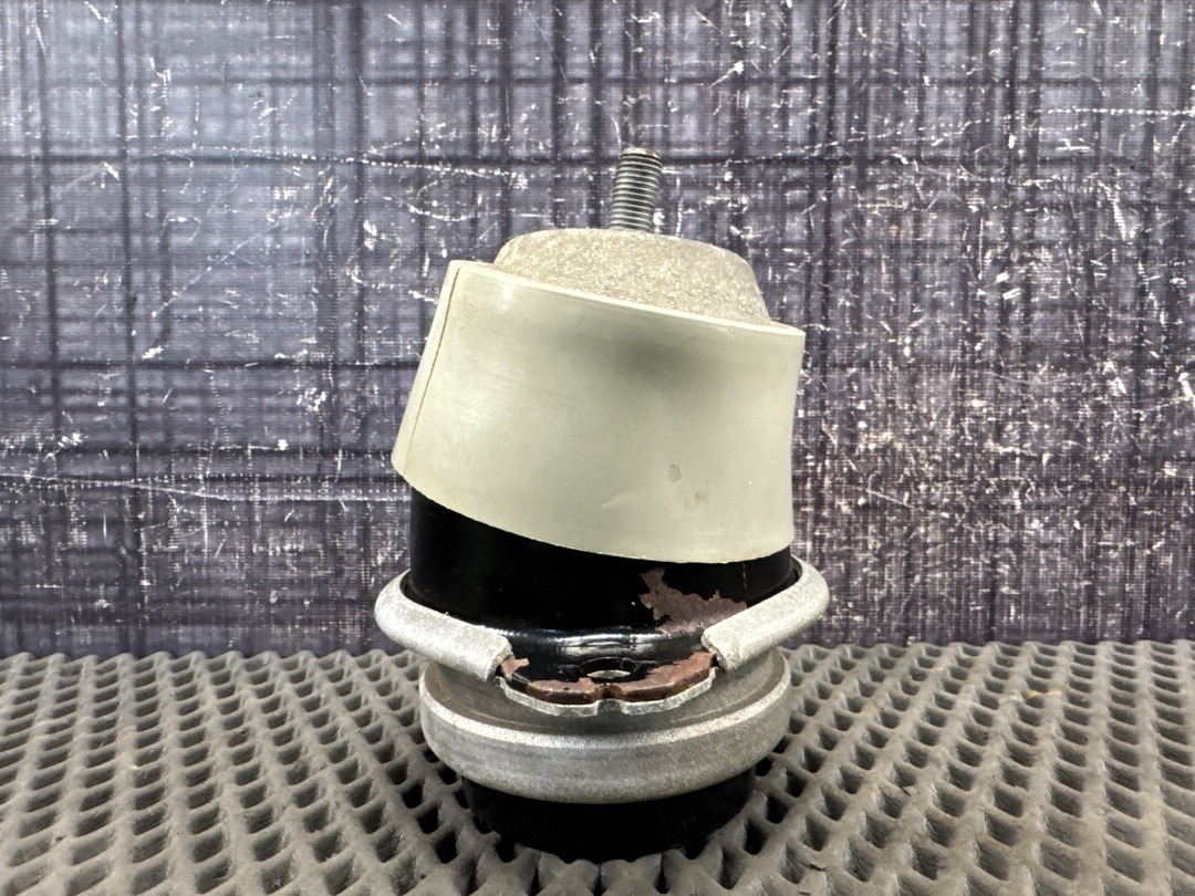 Подушка двигателя, 1287 рублей, Красноярск