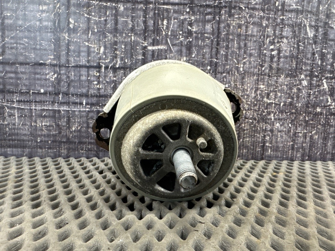 Подушка двигателя, 1287 рублей, Красноярск