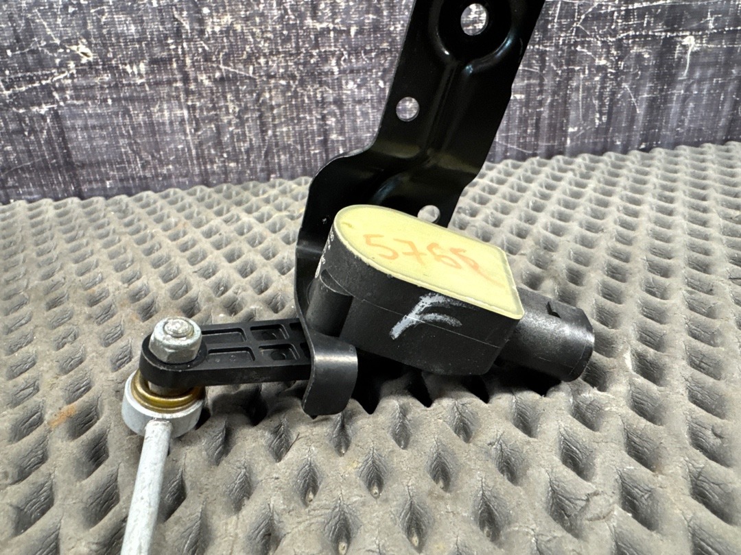 Датчик уровня подвески, 2365 рублей, Красноярск