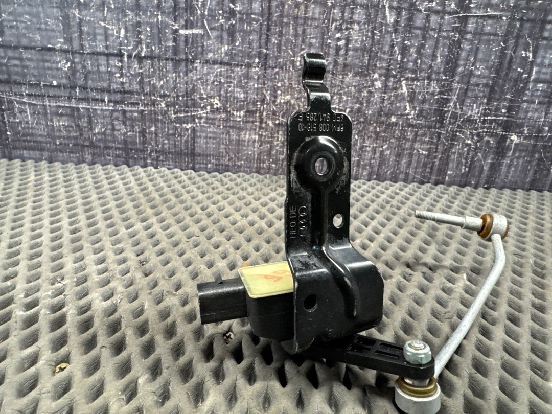 Датчик уровня подвески, 2365 рублей, Красноярск