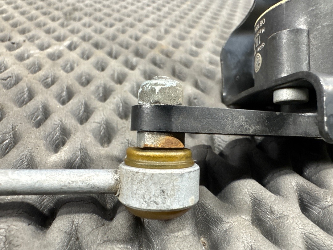 Датчик уровня подвески, 2365 рублей, Красноярск