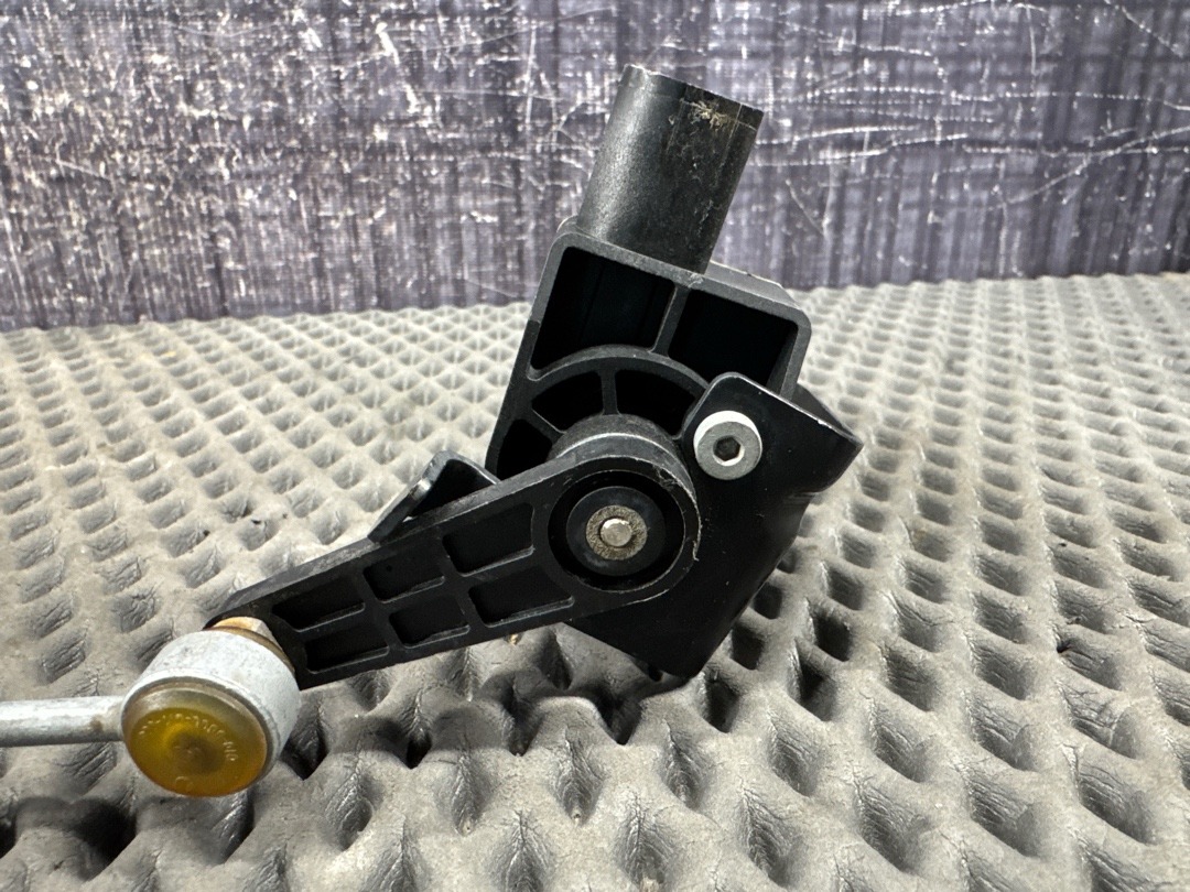 Датчик уровня подвески, 2365 рублей, Красноярск