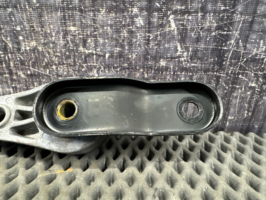 Опора двигателя, 686 рублей, Красноярск