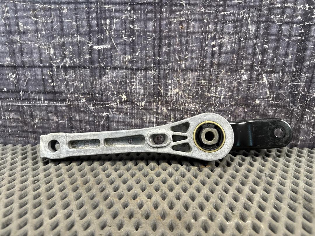 Опора двигателя, 686 рублей, Красноярск