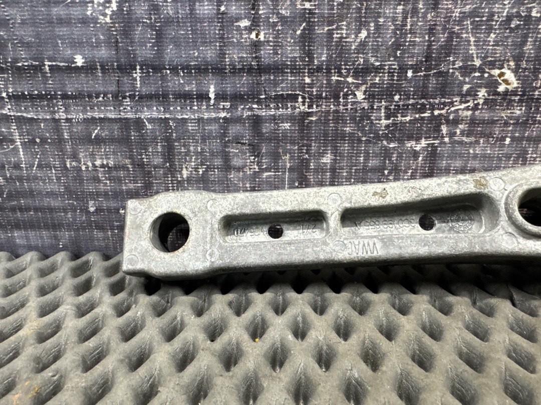 Опора двигателя, 800 рублей, Красноярск