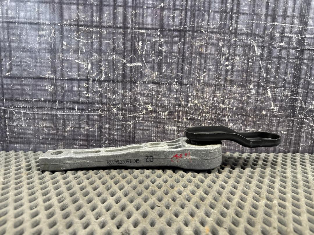 Опора двигателя, 800 рублей, Красноярск