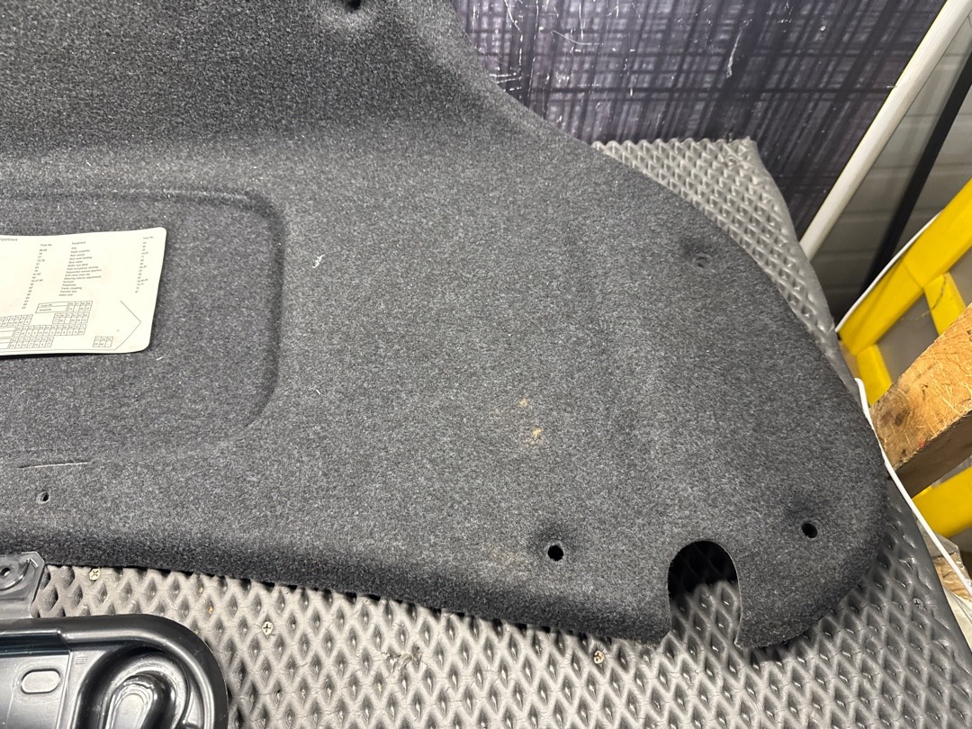 Обшивка крышки багажника, 900 рублей, Красноярск