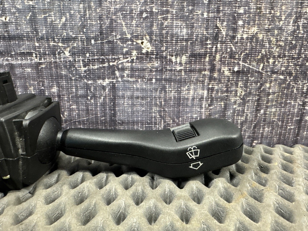 Подрулевой переключатель, 180 рублей, Красноярск