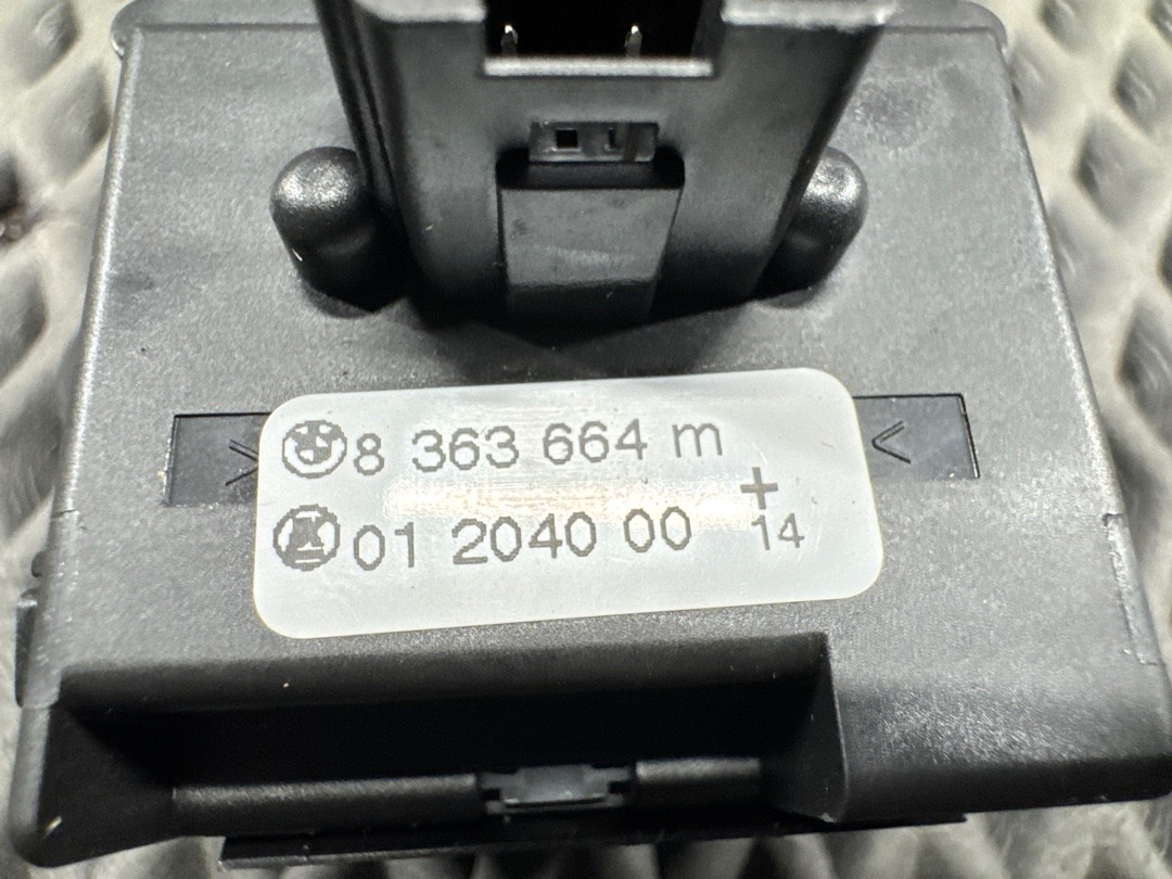 Подрулевой переключатель, 180 рублей, Красноярск