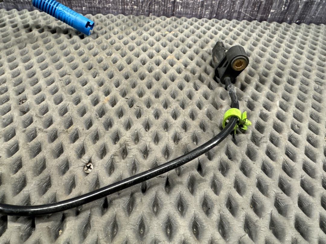 Датчик ABS, 600 рублей, Красноярск