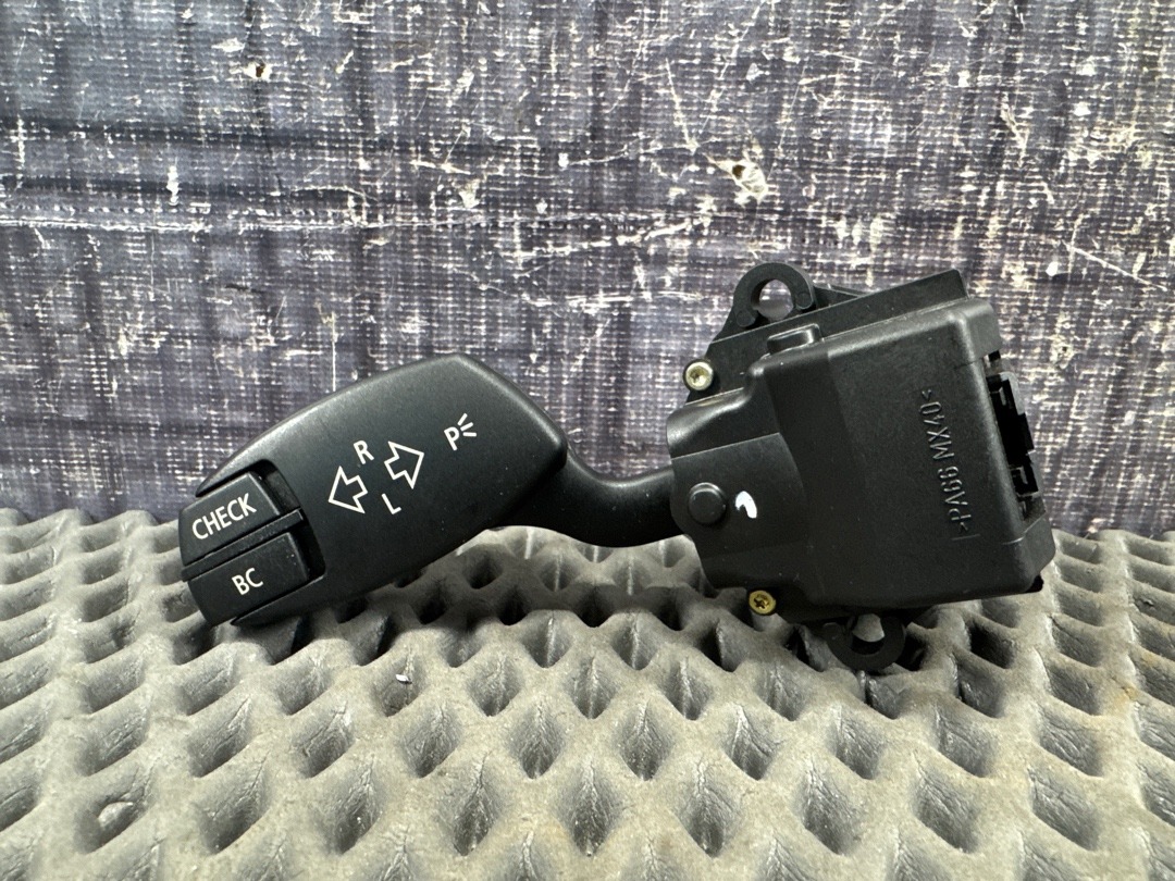 Подрулевой переключатель, 300 рублей, Красноярск