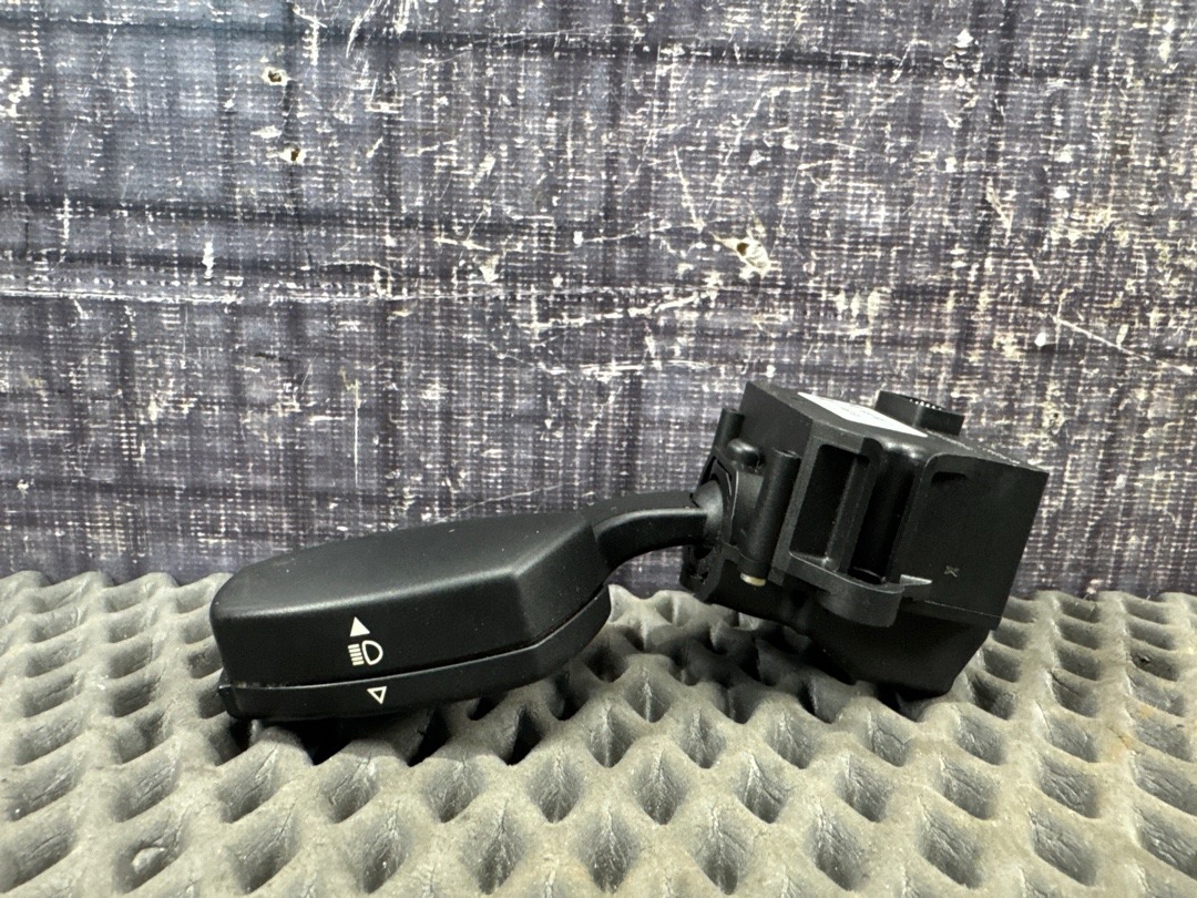 Подрулевой переключатель, 300 рублей, Красноярск