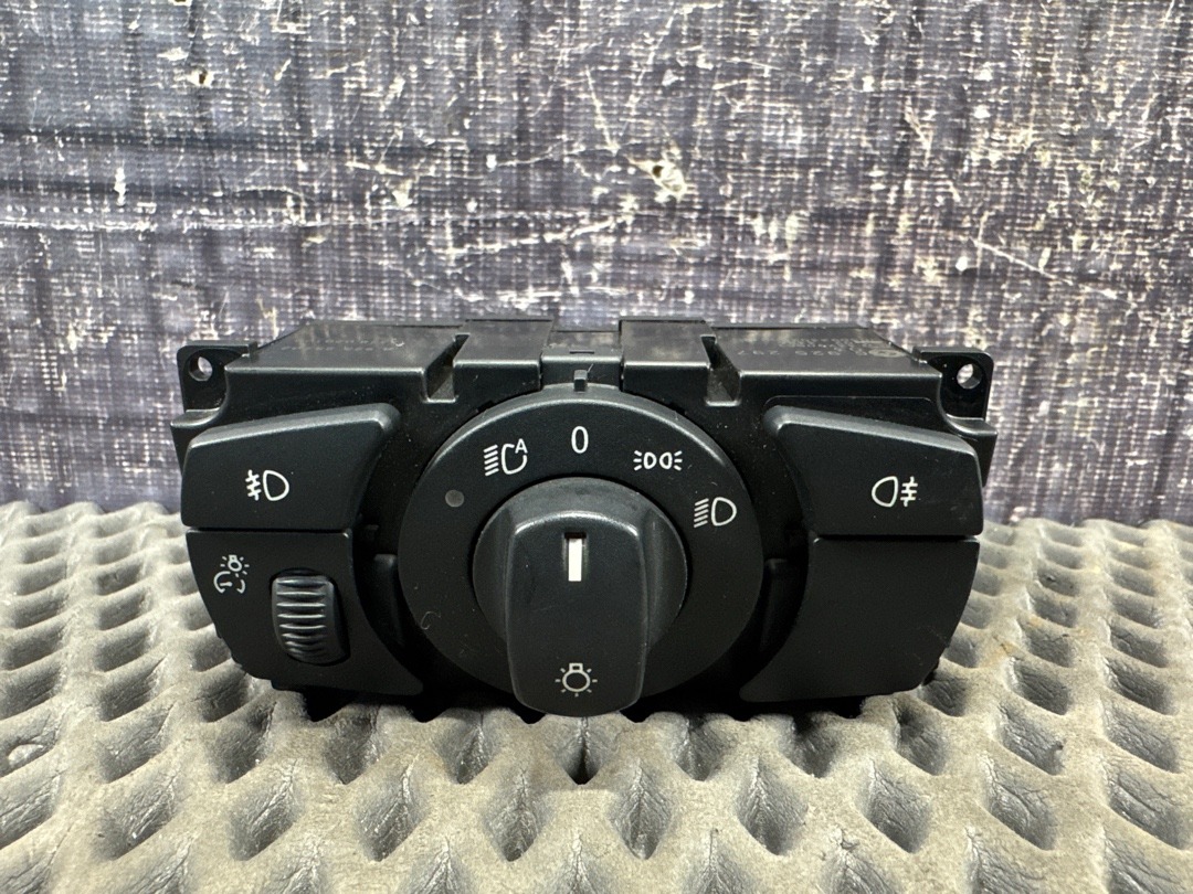 Переключатель света, 600 рублей, Красноярск