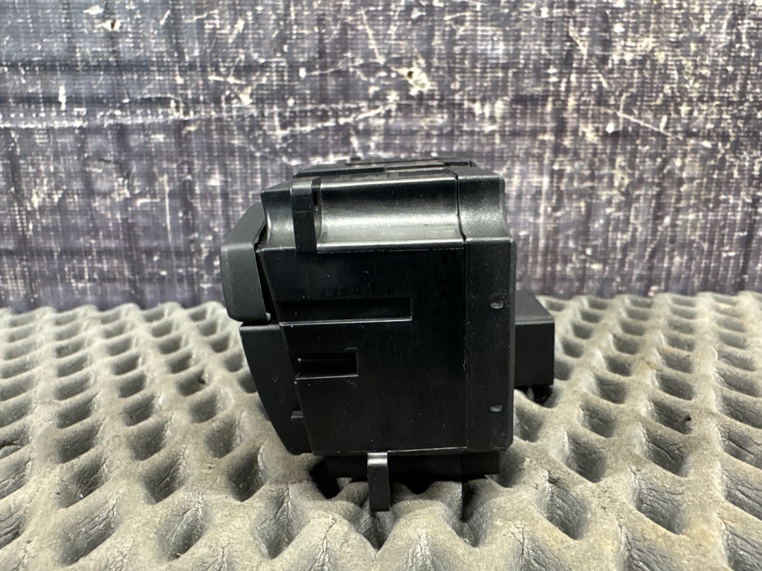 Переключатель света, 600 рублей, Красноярск