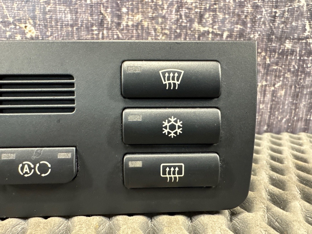 Блок управления климат-контролем, 1200 рублей, Красноярск