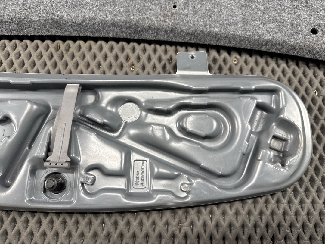 Обшивка крышки багажника, 300 рублей, Красноярск