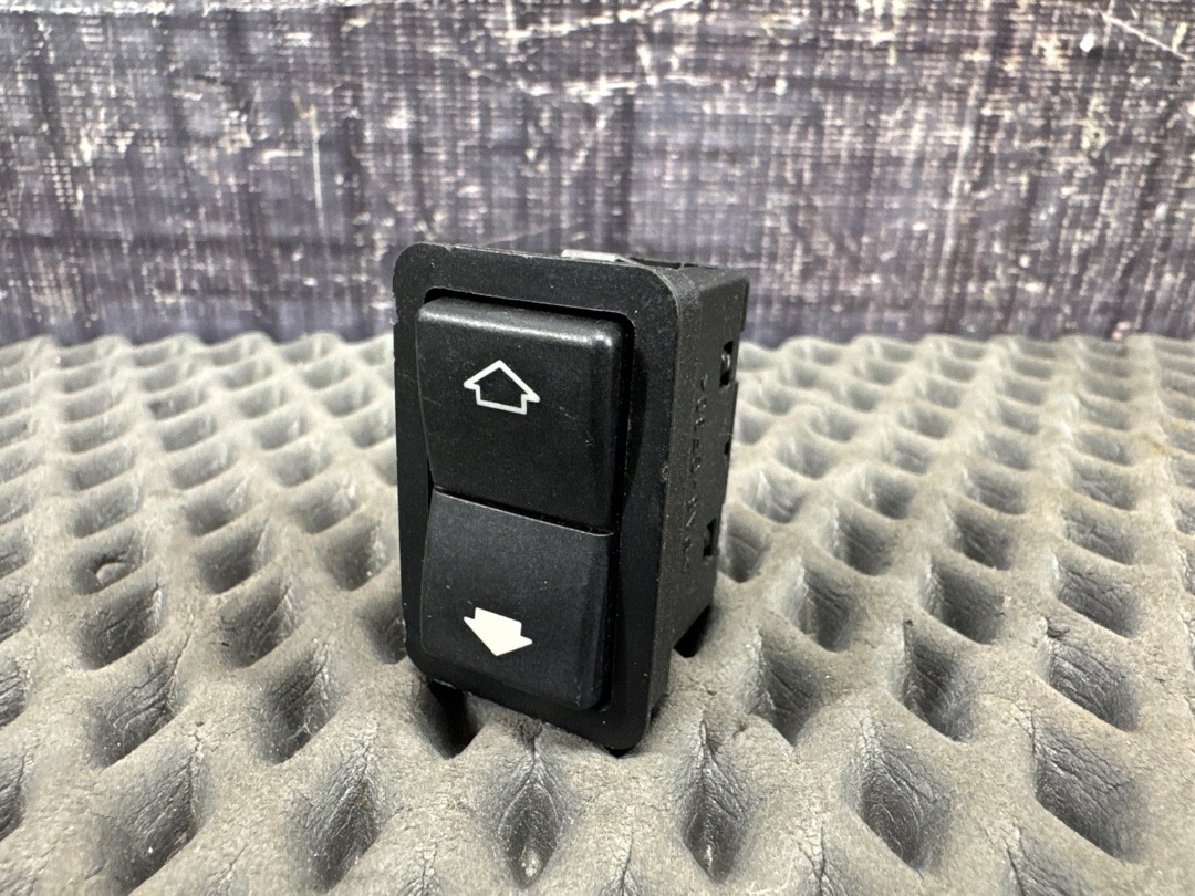 Кнопка стеклоподъемника, 210 рублей, Красноярск