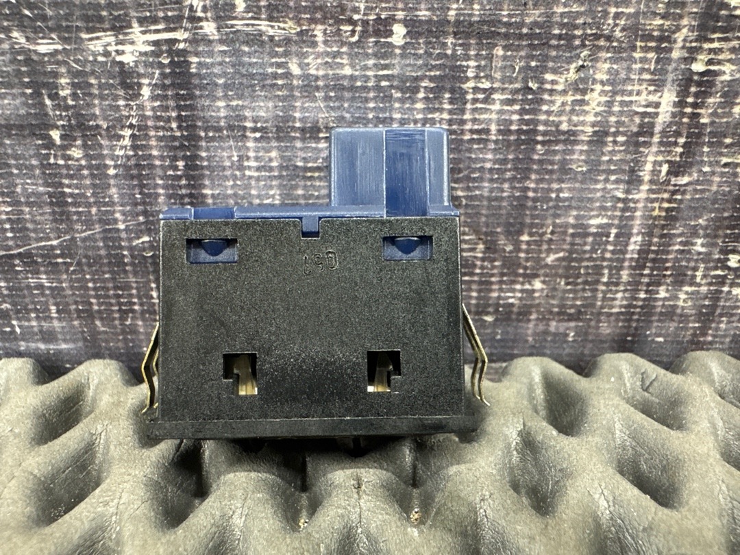 Кнопка открывания багажника, 276 рублей, Красноярск