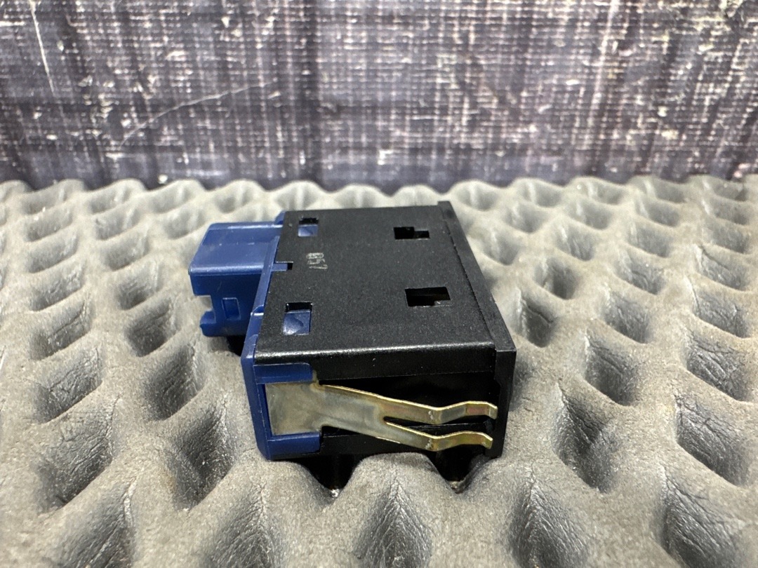 Кнопка открывания багажника, 276 рублей, Красноярск