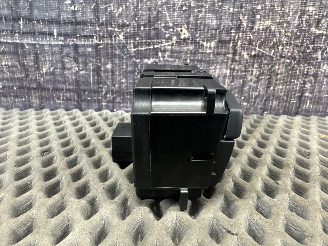 Переключатель света, 600 рублей, Красноярск