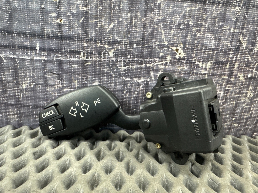 Подрулевой переключатель, 300 рублей, Красноярск