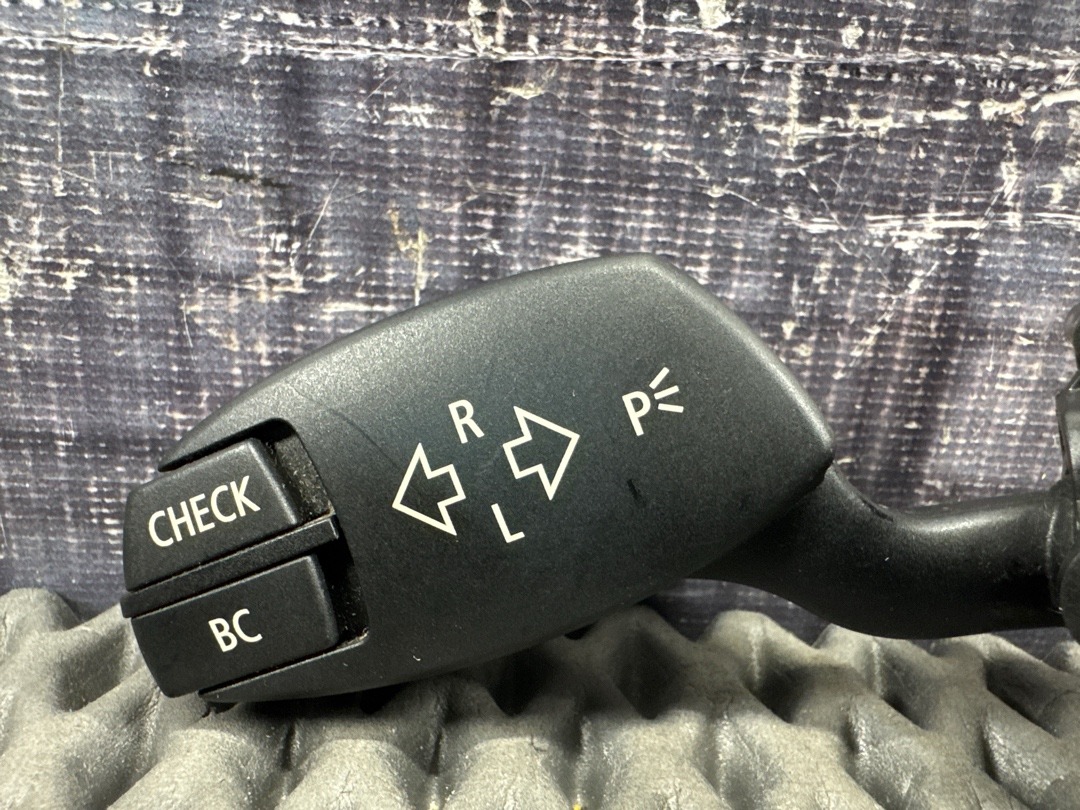 Подрулевой переключатель, 300 рублей, Красноярск