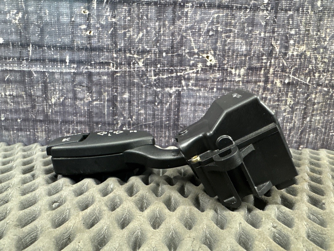 Подрулевой переключатель, 300 рублей, Красноярск