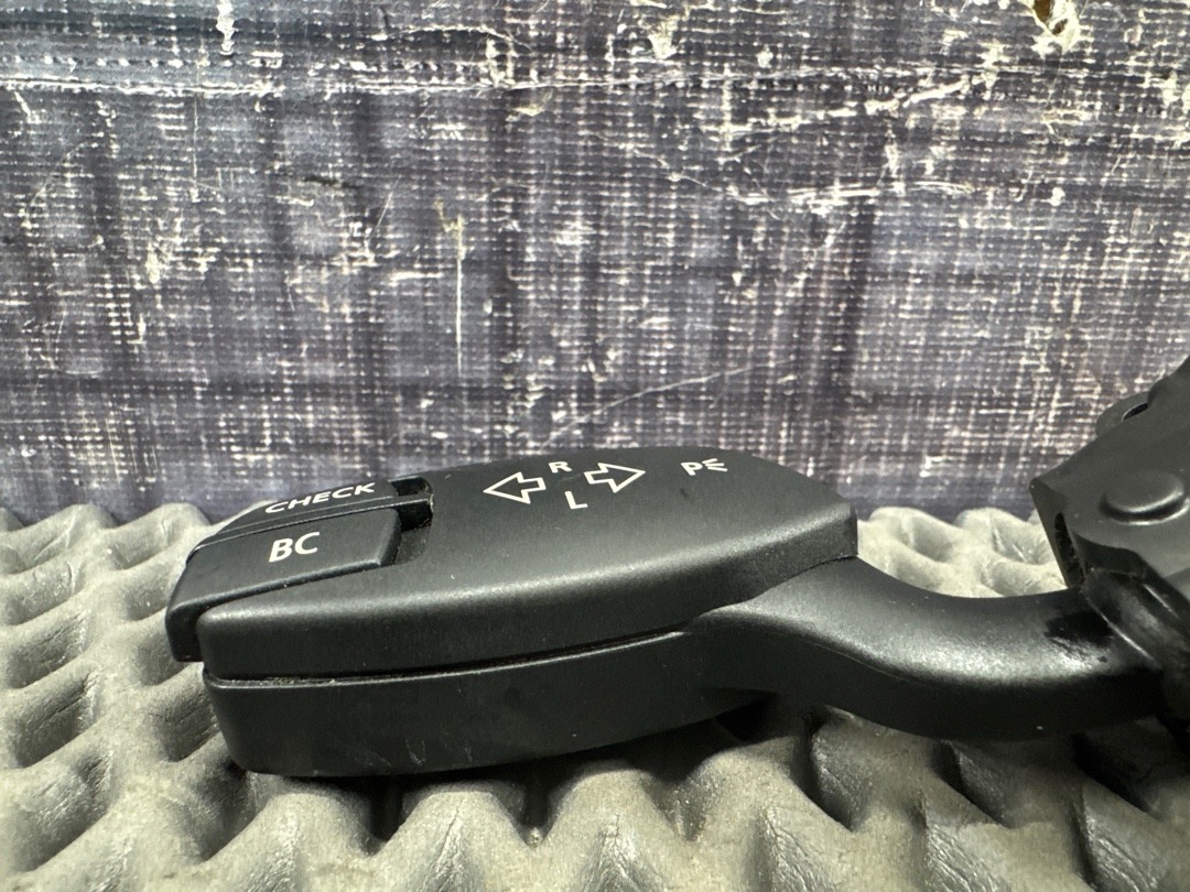 Подрулевой переключатель, 300 рублей, Красноярск