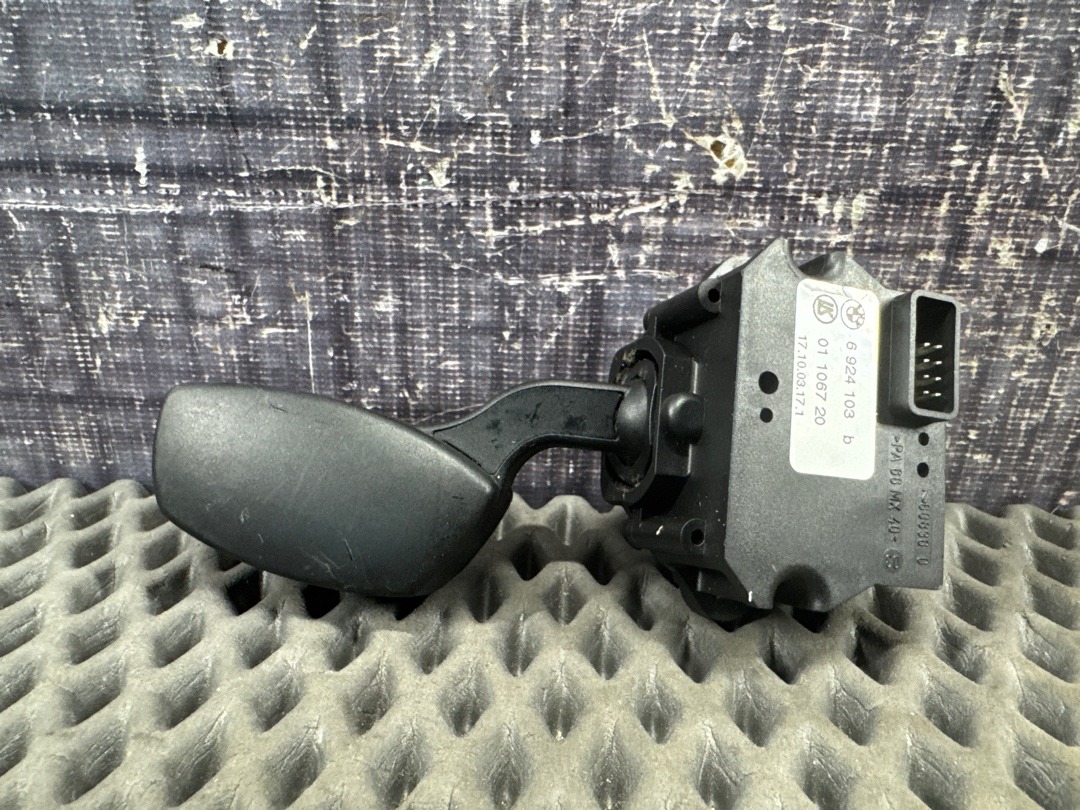 Подрулевой переключатель, 300 рублей, Красноярск