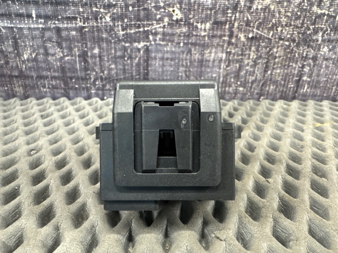 Подрулевой переключатель, 300 рублей, Красноярск