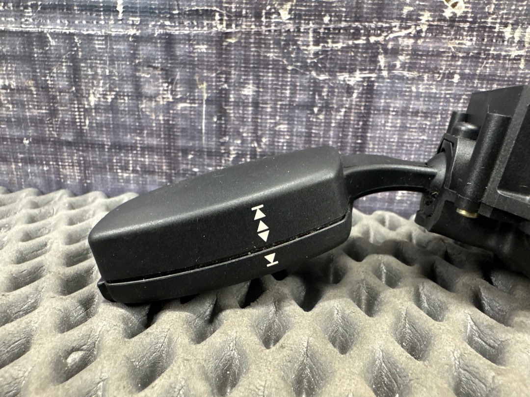 Подрулевой переключатель, 300 рублей, Красноярск