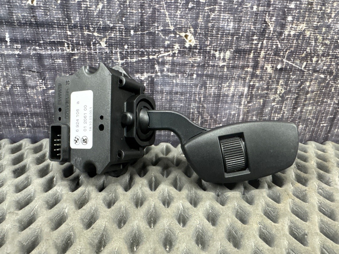 Подрулевой переключатель, 300 рублей, Красноярск