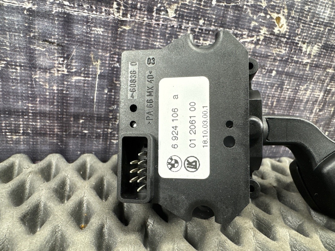 Подрулевой переключатель, 300 рублей, Красноярск