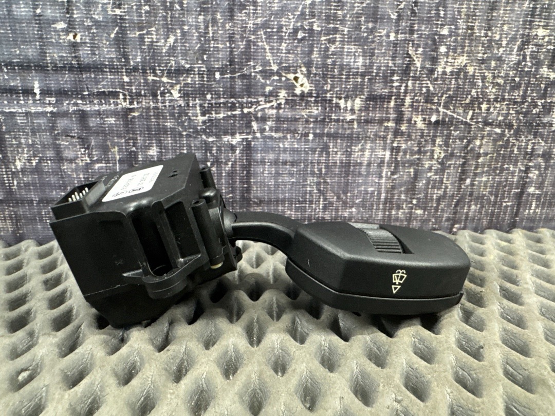 Подрулевой переключатель, 300 рублей, Красноярск