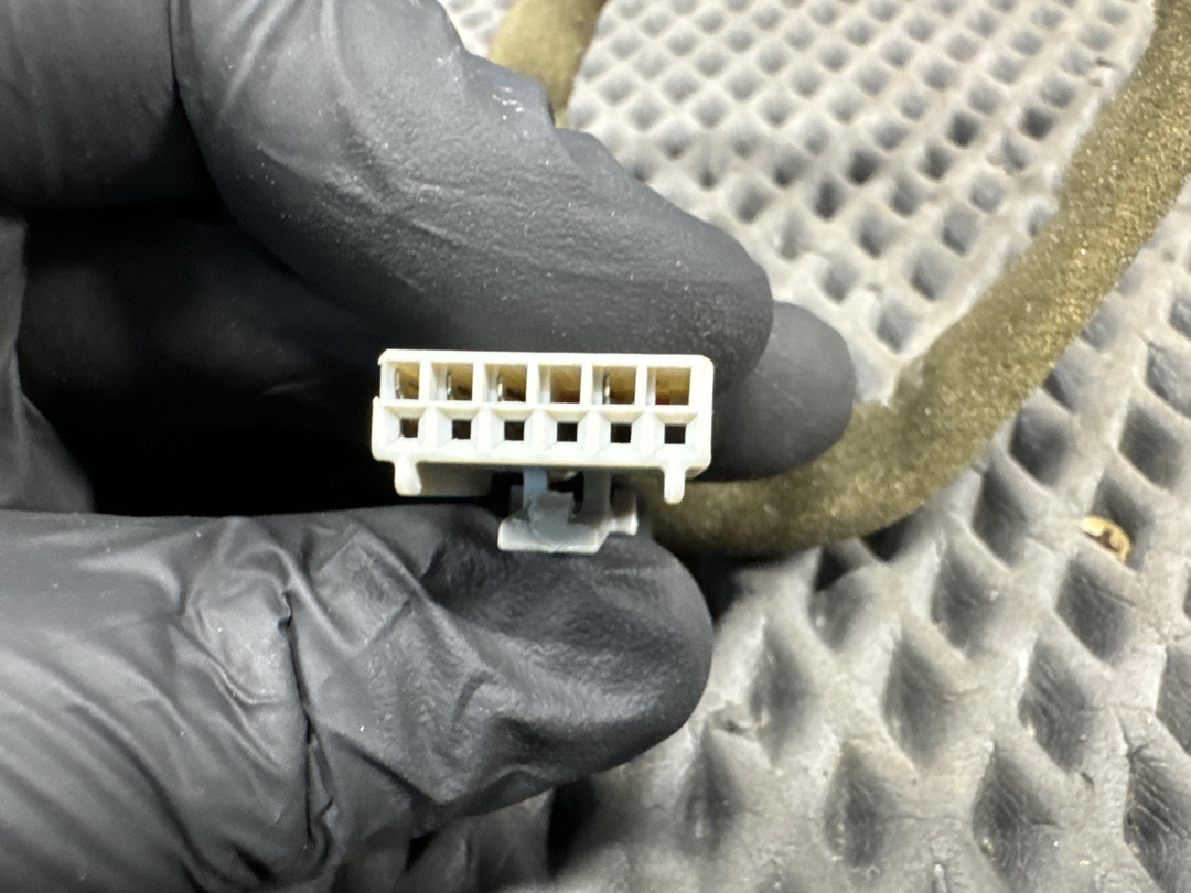 Кнопка памяти сиденья, 350 рублей, Красноярск