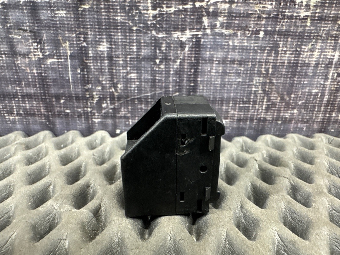 Кнопка стеклоподъемника, 250 рублей, Красноярск