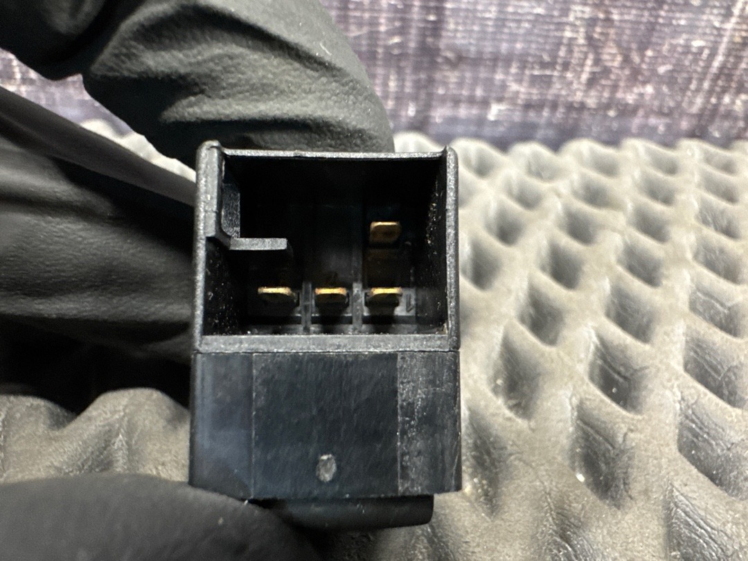 Кнопка стеклоподъемника, 250 рублей, Красноярск