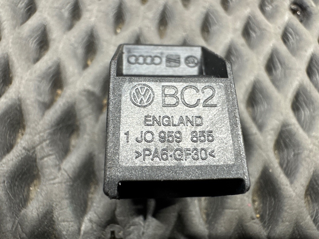 Кнопка стеклоподъемника, 250 рублей, Красноярск