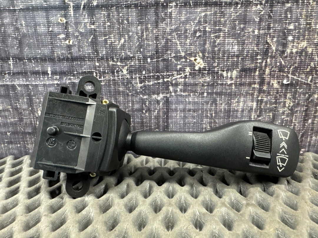 Подрулевой переключатель, 210 рублей, Красноярск