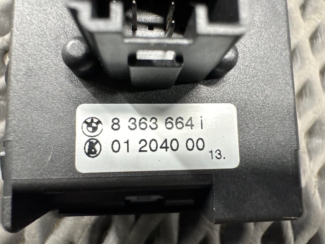 Подрулевой переключатель, 210 рублей, Красноярск