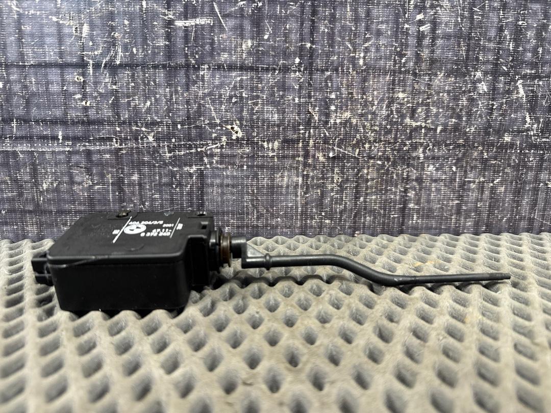 Замок лючка бензобака, 300 рублей, Красноярск