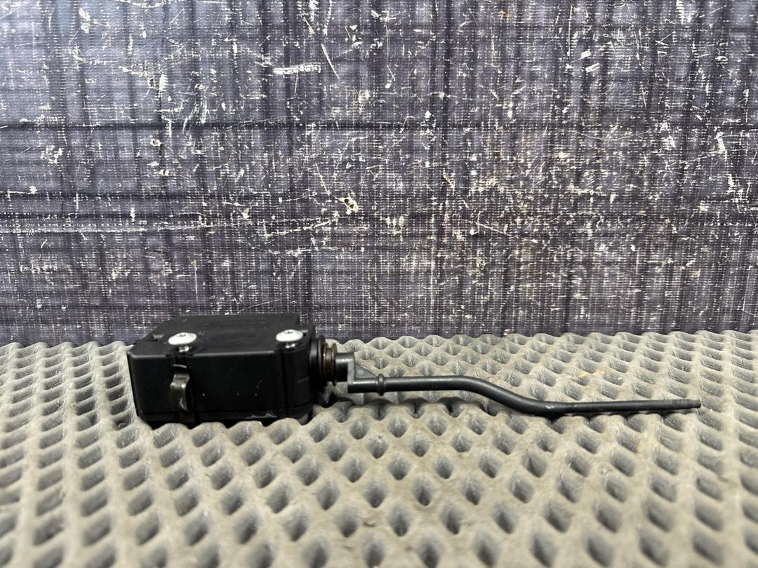 Замок лючка бензобака, 300 рублей, Красноярск