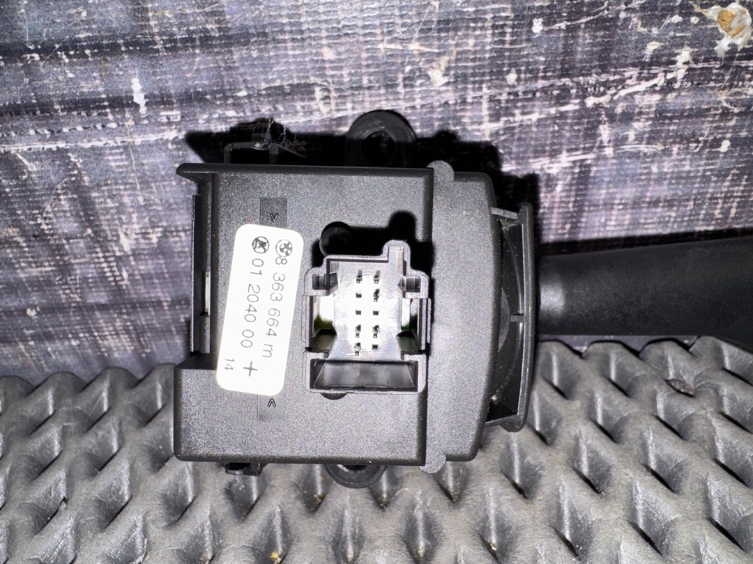 Подрулевой переключатель, 210 рублей, Красноярск