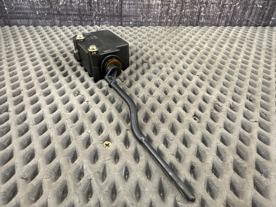 Замок лючка бензобака, 300 рублей, Красноярск