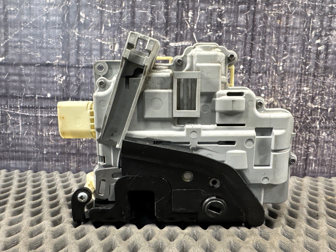 Замок двери, 1000 рублей, Красноярск